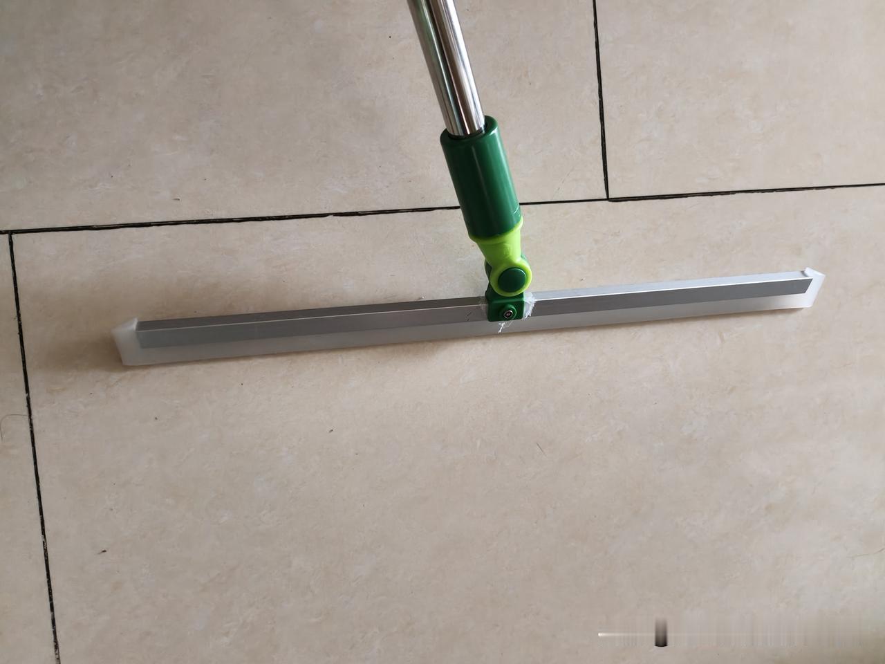 给大家分享一个好东西。

我是个保姆，作为资深家政人，我们打扫卫生时，有一个好的