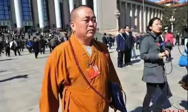 披着合法的外衣，干着丧尽天良的恶心事！

前有河南省儿慈会负责人中国好人榜——助
