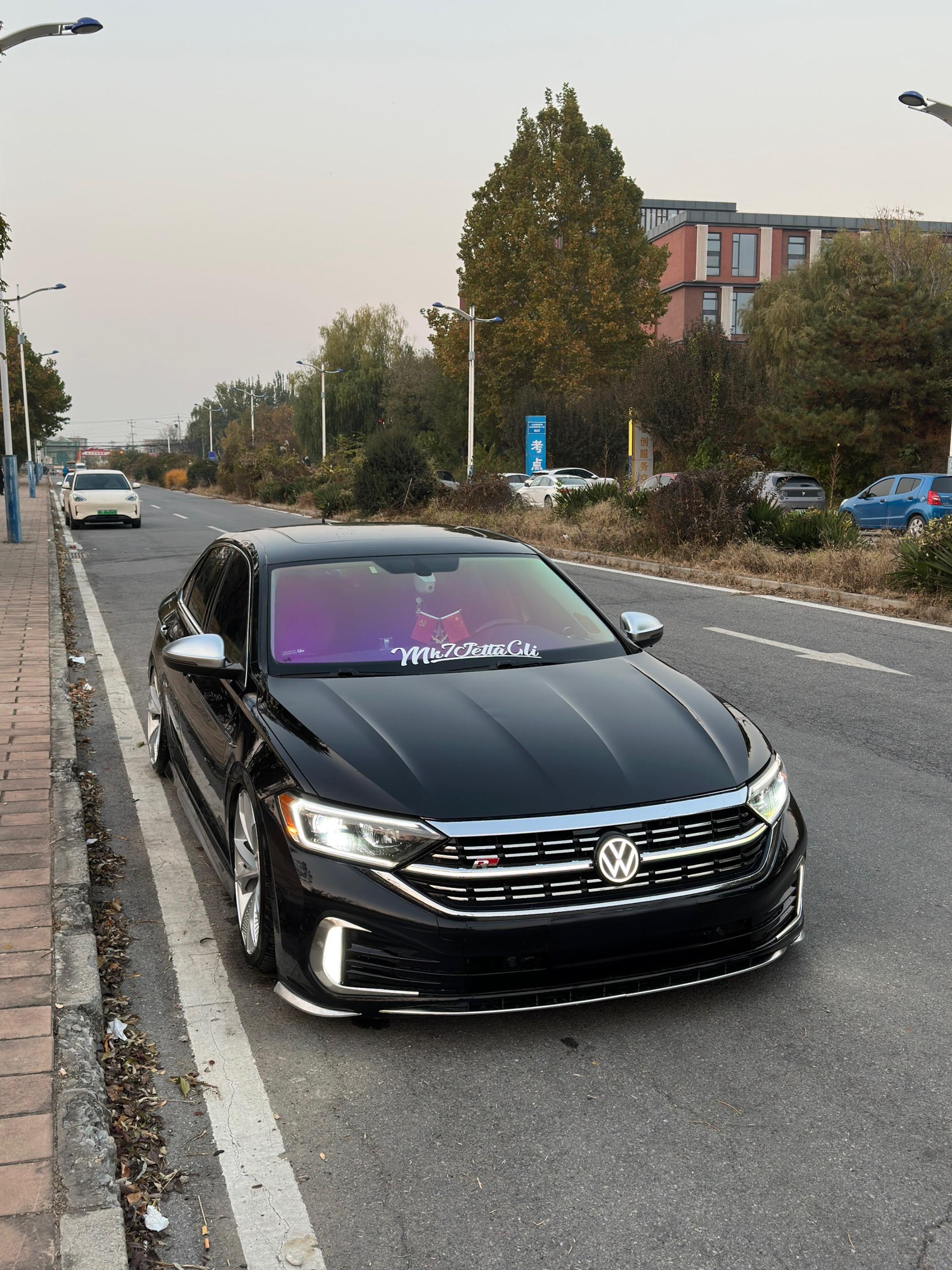 你太专注于未来 却没有意识到 今天正是你多年前所希冀的样子