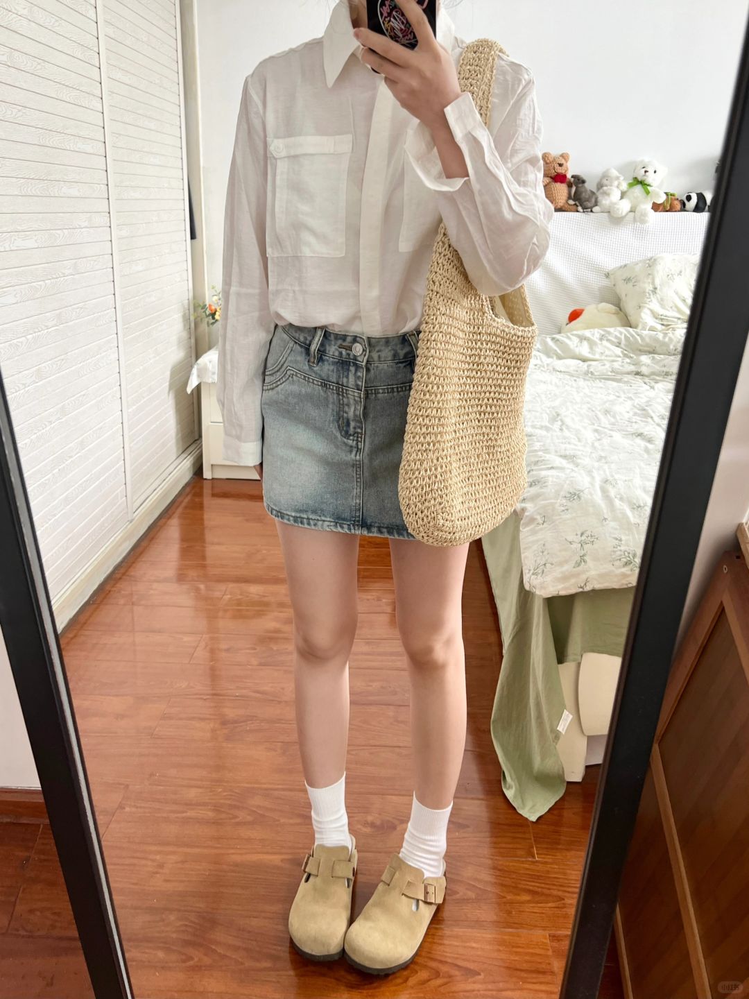慵懒感是白衬衫给的✌🏻