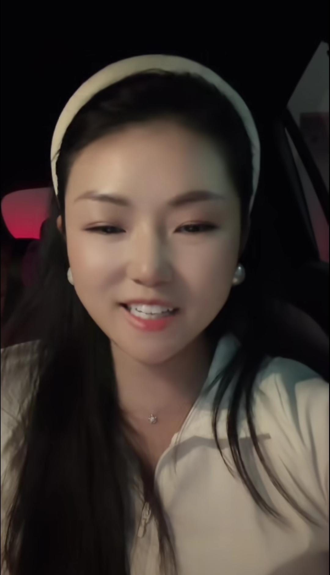 罗姣称自己没把大家当作坏人，而是视为自己人。她说大家别对她要求过高，她也是个有瑕