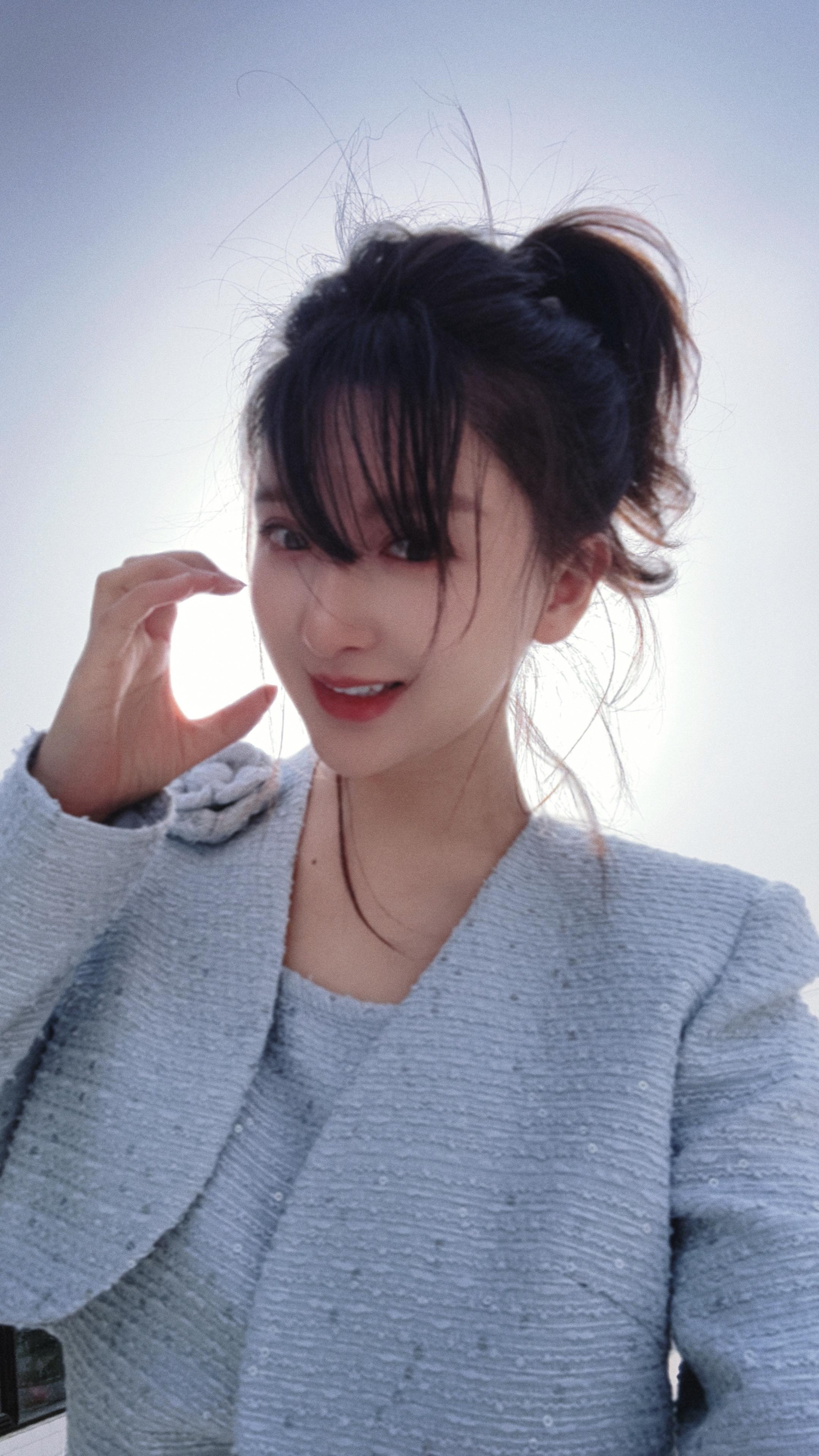 喜欢笑的人不一定快乐.但是喜欢看你笑的人一定是希望你快乐..