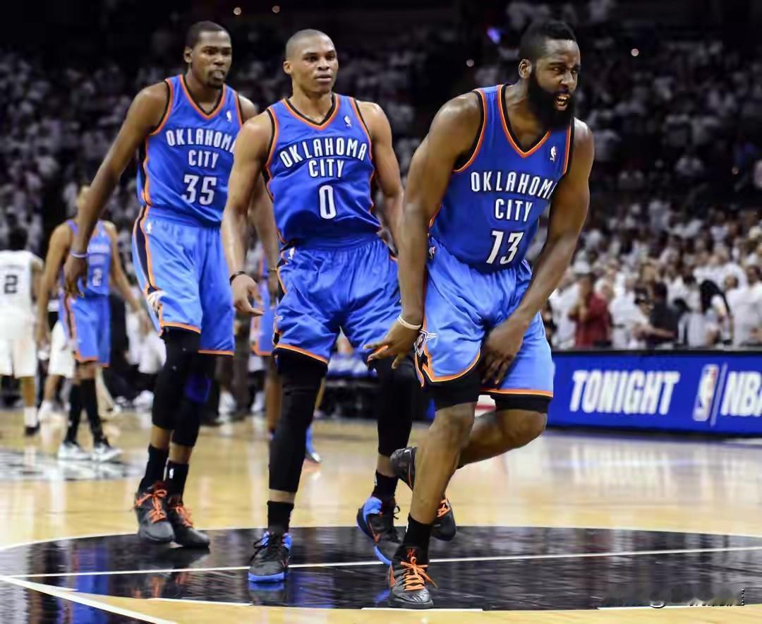 历史独一份！昔日雷霆三少常规赛总得分都进入NBA前15位，保守估计至少都能拿到2