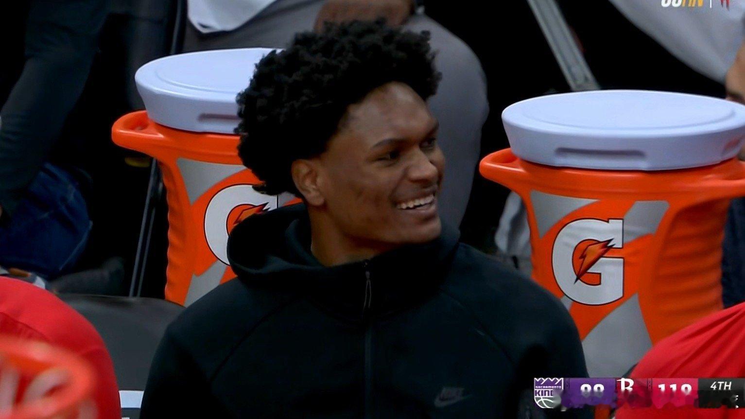 阿门：嘻嘻，我也能休息了！！国王vs火箭休斯顿火箭休斯顿火箭