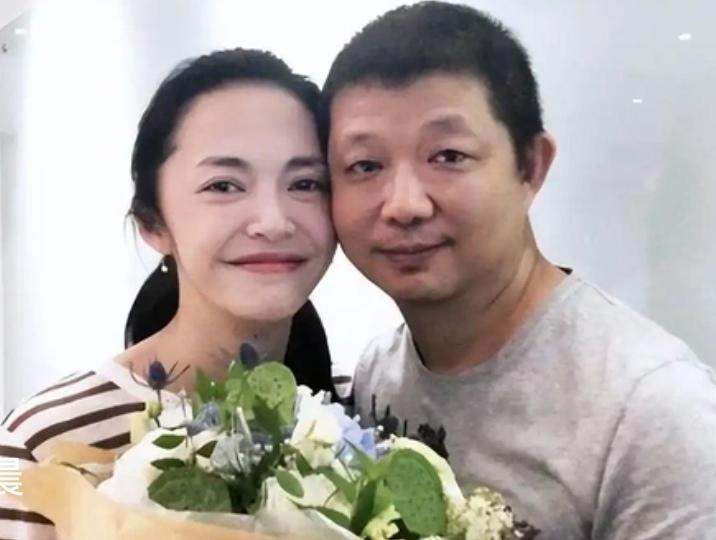 姚晨和曹郁官宣离婚这事闹得沸沸扬扬。2026年3月16日，他们发声明说多年前就离