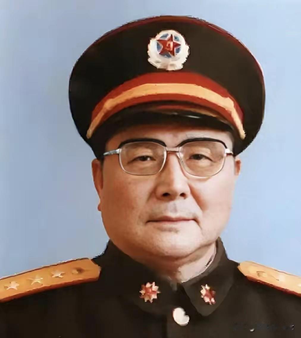 1960年站在人生十字路口！开国少将放弃大军区要职，甘愿白手起家办军校
 
19