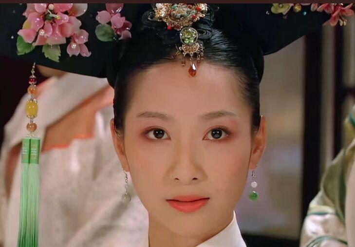 要说甄嬛传演技最好的是她，没有人会否认吧，甄嬛传演员全员在线，个个演技精湛，如果