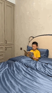 小孩哥太不容易了，他只想看书[捂脸][捂脸][捂脸][捂脸]