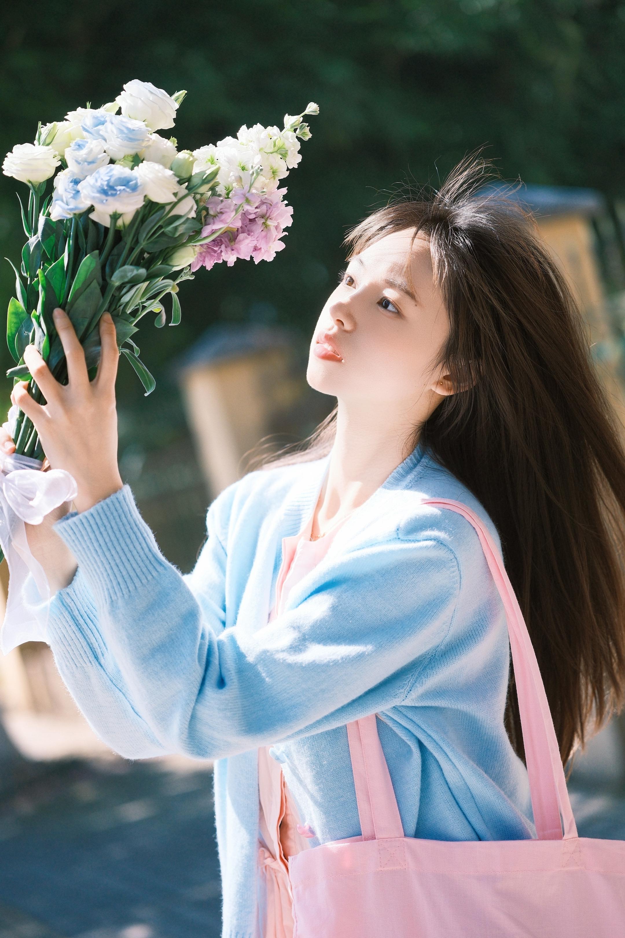 她是我春天MV里永远的女主角。