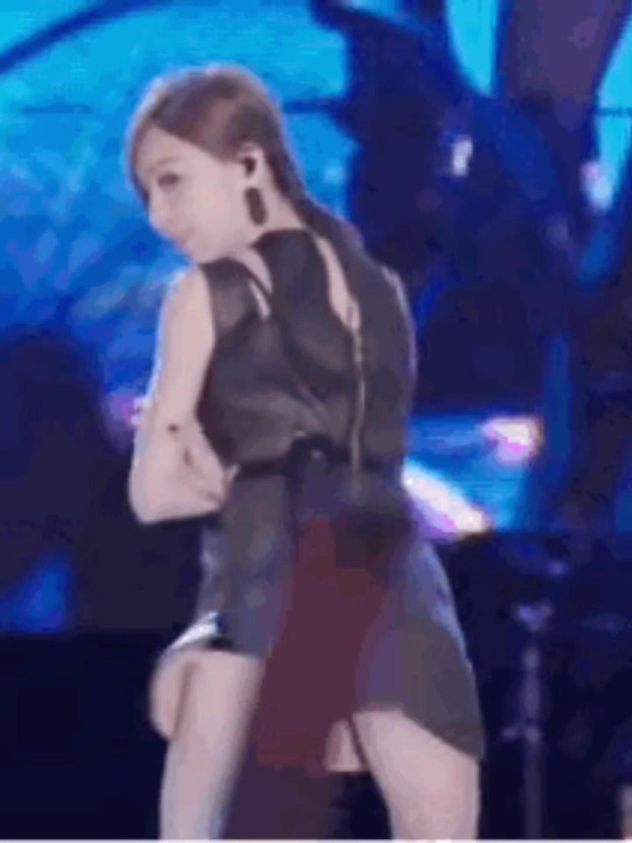 王心凌“甩臀舞”帮您整理好了！ 王心凌 甩臀舞 蜜桃臀 背影杀