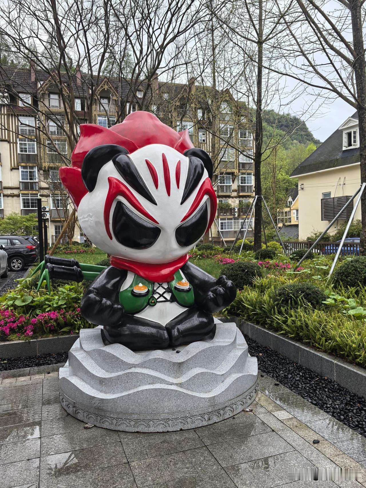 年轻女同事说，我不能又当牛马，又当鸡！



放心，不是写职场性骚扰的荤段子，是