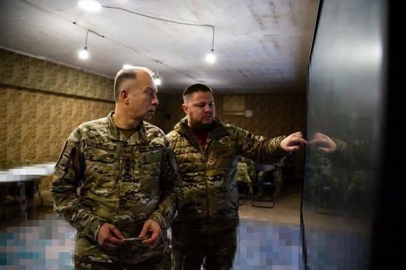 新消息:泽连斯基在12月23日发布了最新的美国-乌克兰-欧洲20点和平计划,据报