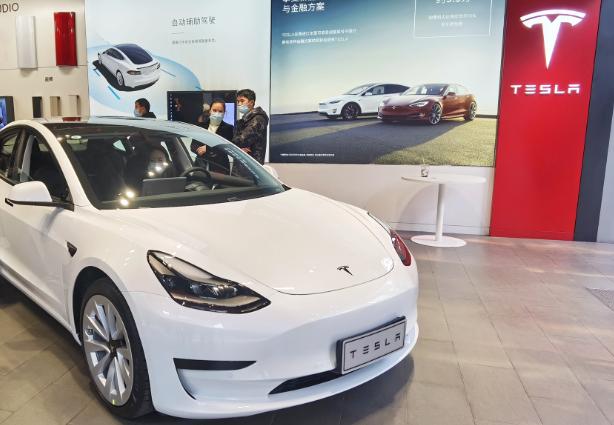 特斯拉４天２次涨价，乘联会表示：这是很好的信号，有利于改善消费观望心态
看一眼乘