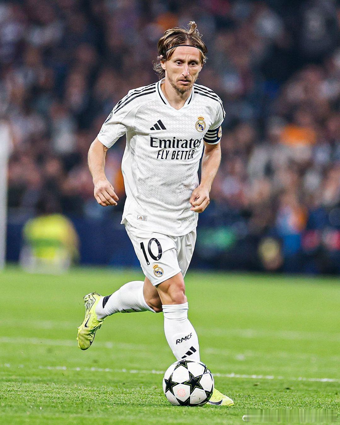 👉 #皇马#生涯5️⃣5️⃣0️⃣场比赛. 💫#HalaMadrid# ​​