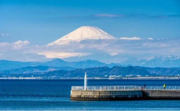 中日爆发战争，日本会败得一塌糊涂吗？

东海水域风起云涌，日本首相高市早苗刚抛出