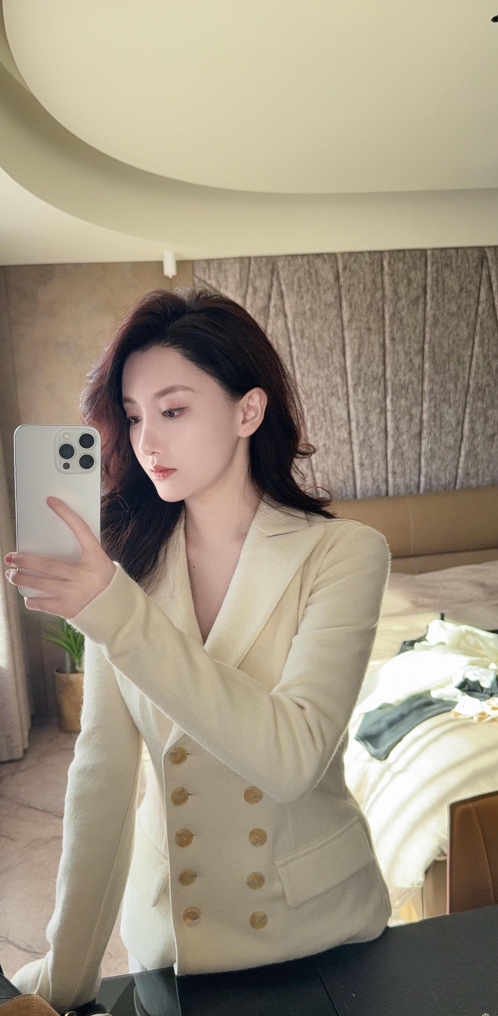 人都一样弱时慕强 强时慕真