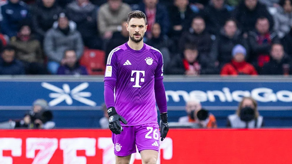 乌尔赖希伤缺6周。[图片报] 