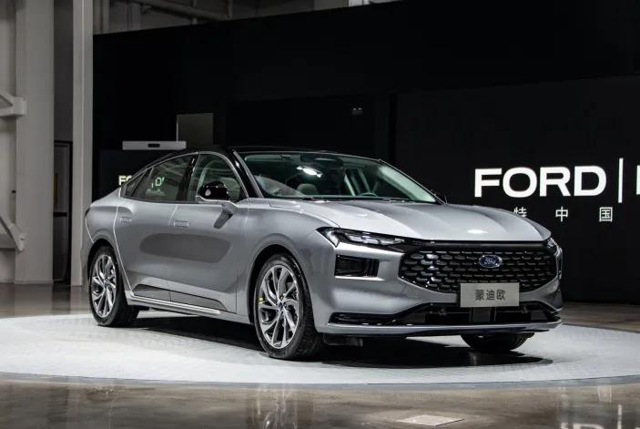 大家说说，2022款 蒙迪欧 改款EcoBoost 245 至尊型 落地价18.