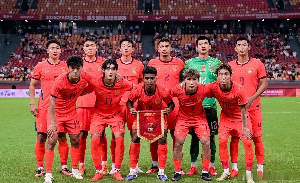 ⚽半场战报｜中国0‑0塔吉克斯坦，数据层面国足处于下风📍CFA中国之队重庆国际
