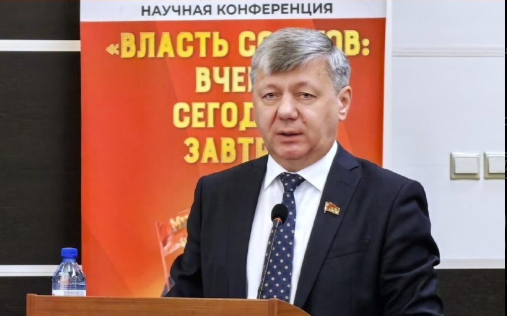 🔴“苏维埃力量-昨日、今日、明日” 10月30日，伊万诺沃国立大学校园内召开了