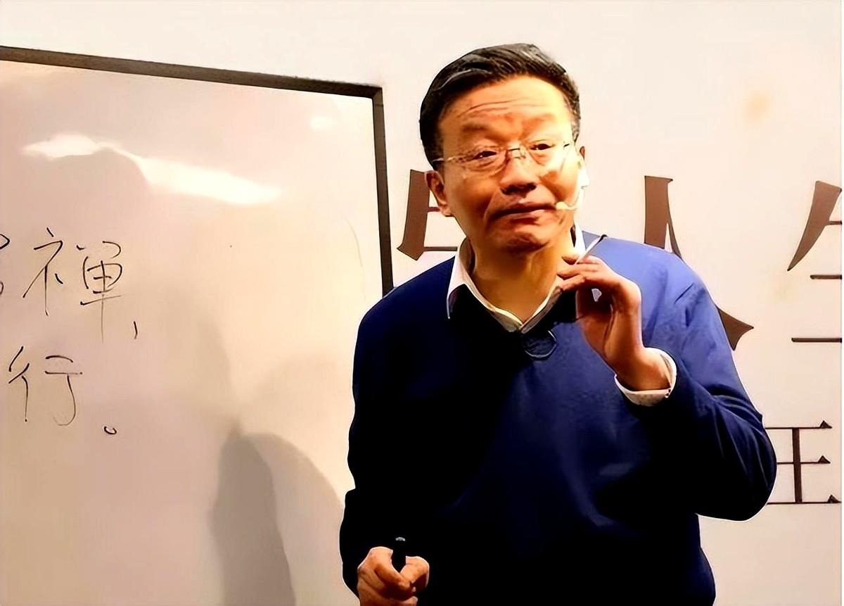 10月8日媒体报道，复旦哲学王子王德峰说：“成功恰恰是意义的头号敌人。”他入驻B