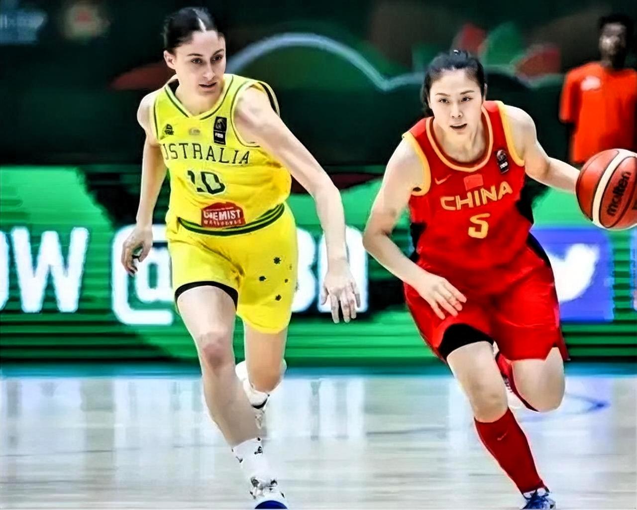 中国女篮历届优秀控卫多高最合适？
丛学娣：1.65米，太低
张敬一：1.70米，