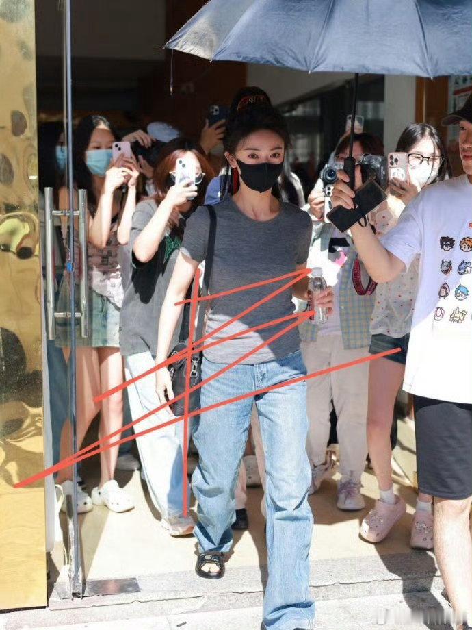 吴谨言江山为聘出妆吴谨言江山为聘高马尾路透被吴谨言《江山为聘》的高马尾造型惊艳到