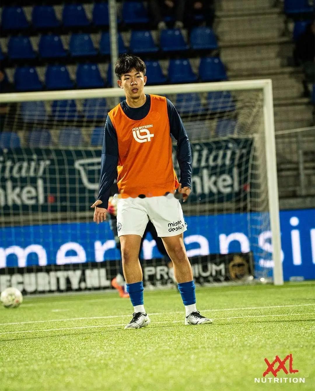 荷乙 邓伯什2-0维特斯 中国球员王博豪替补出场进球被吹 留洋球员动态热点解读