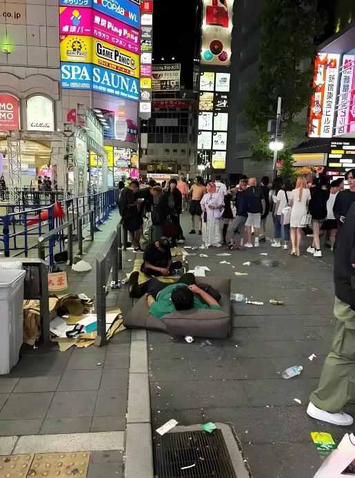 毁掉一个国家不一定非得打仗！曾经的“经济巨人”日本，家电、汽车畅销全球，如今却陷