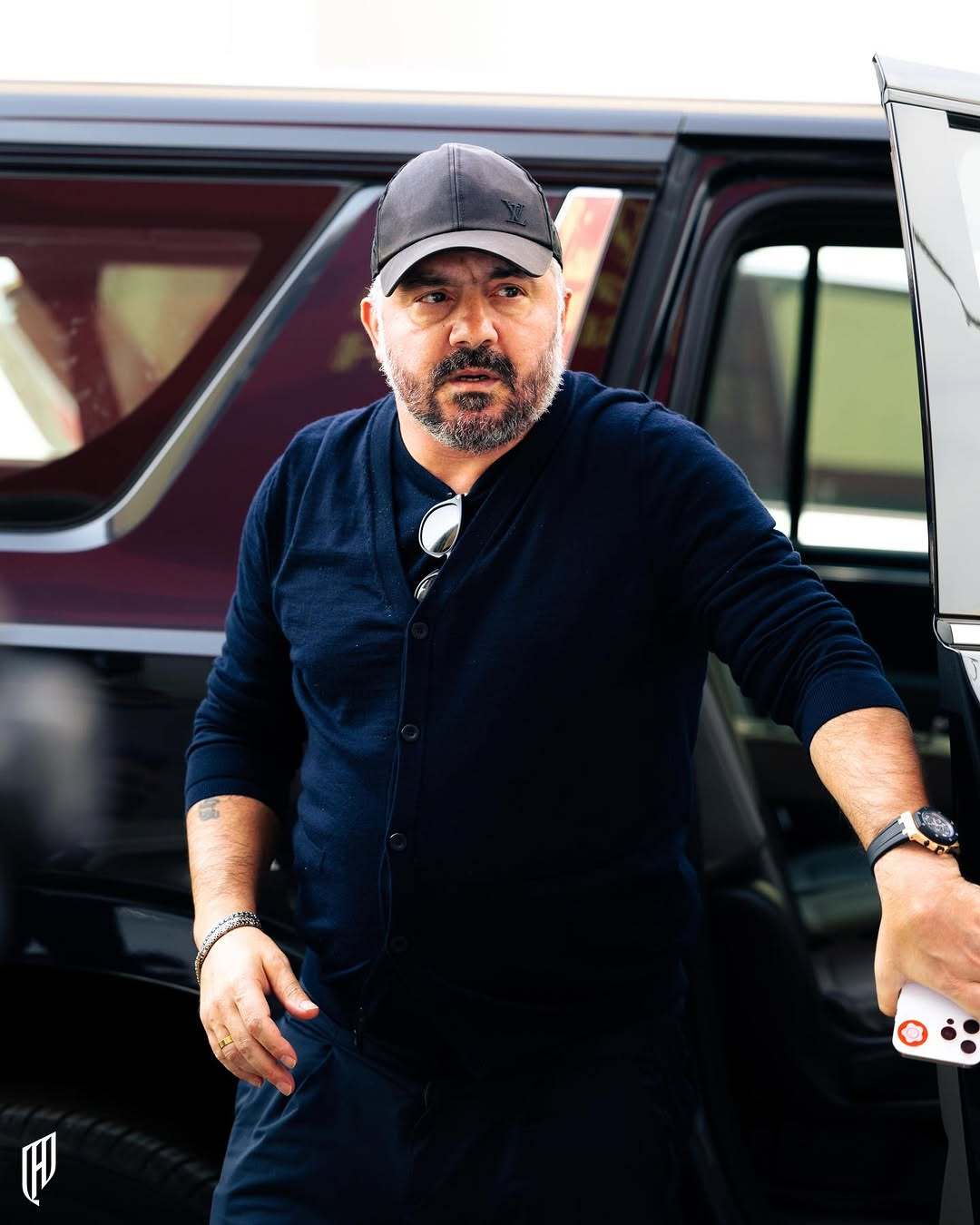 【👀】 意大利国家队 主教练加图索🇮🇹造访沙特联赛 卡迪西亚俱乐部。💙a