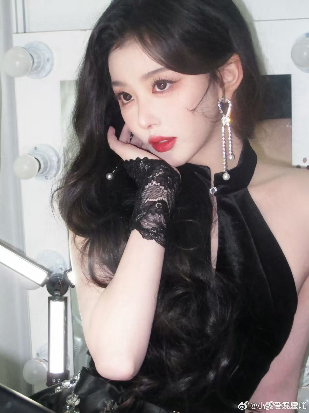 孔雪儿你让我在外面很有面子孔雪儿俞浅浅回到现代了 追剧的时候就被俞浅浅的古装颜值