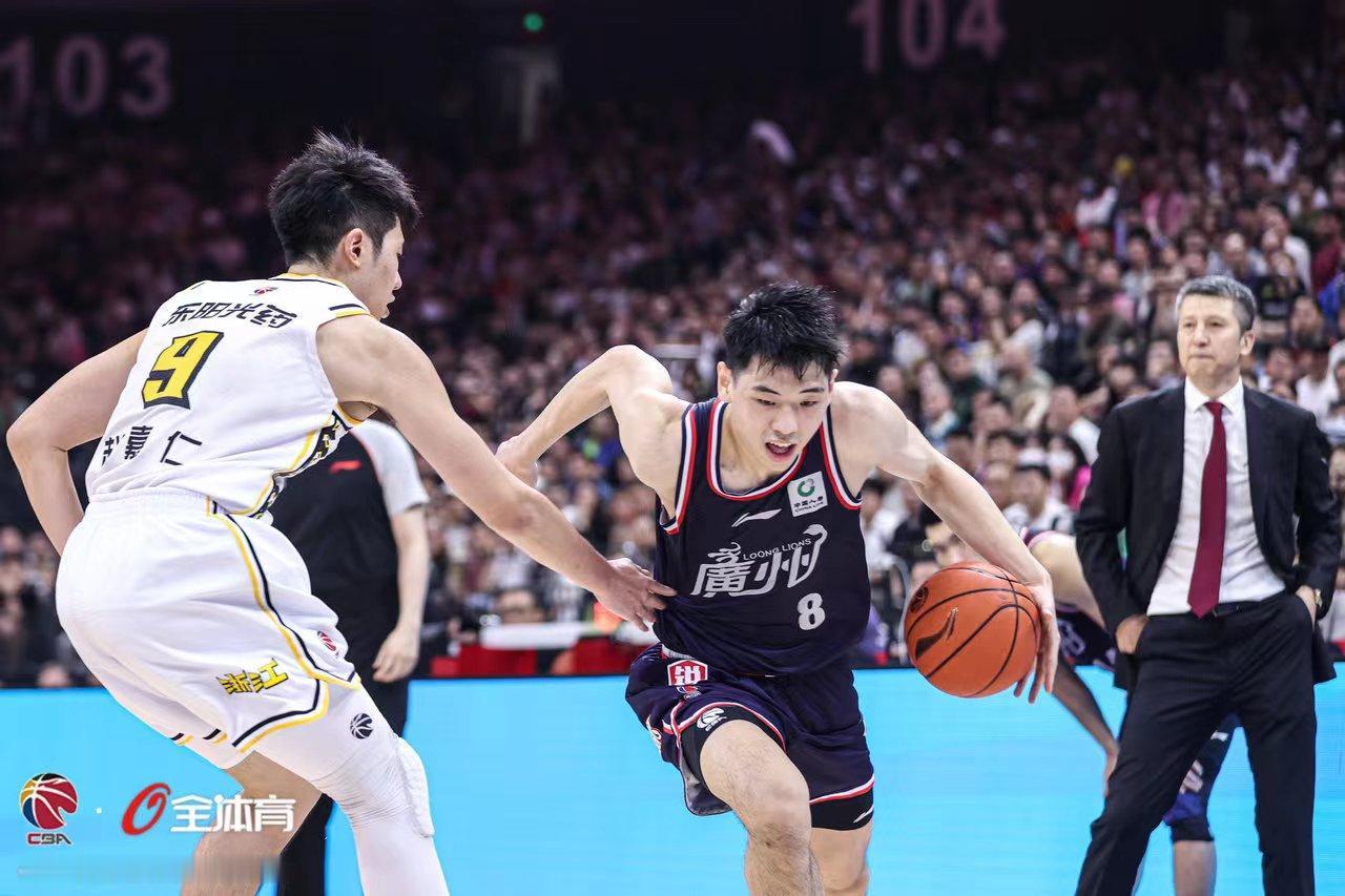 广州龙狮以联赛第10结束本赛季！
龙狮大胜同曦，北控大概率输给山西。那么龙狮和北