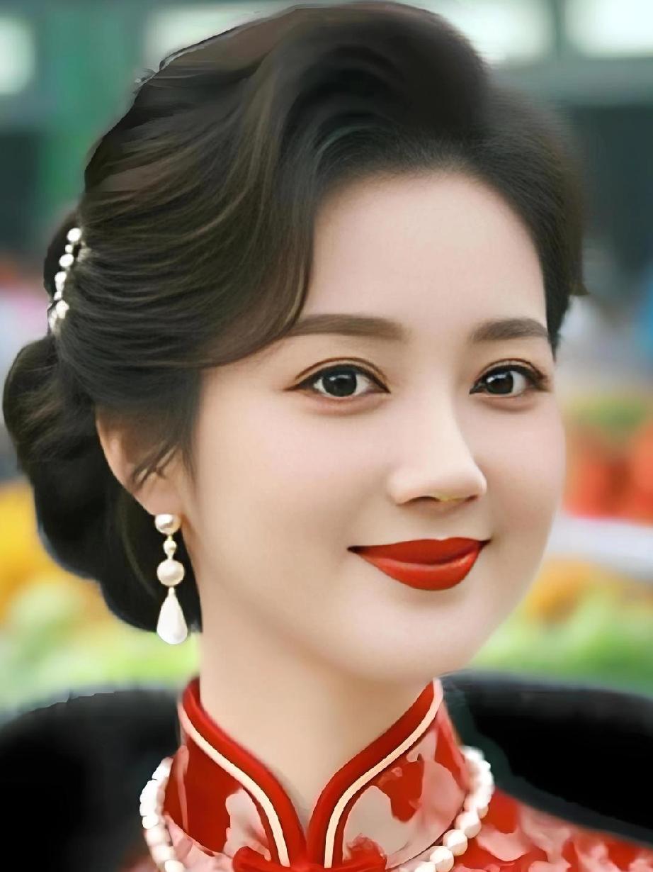 山水能隔人，深情抵万难。