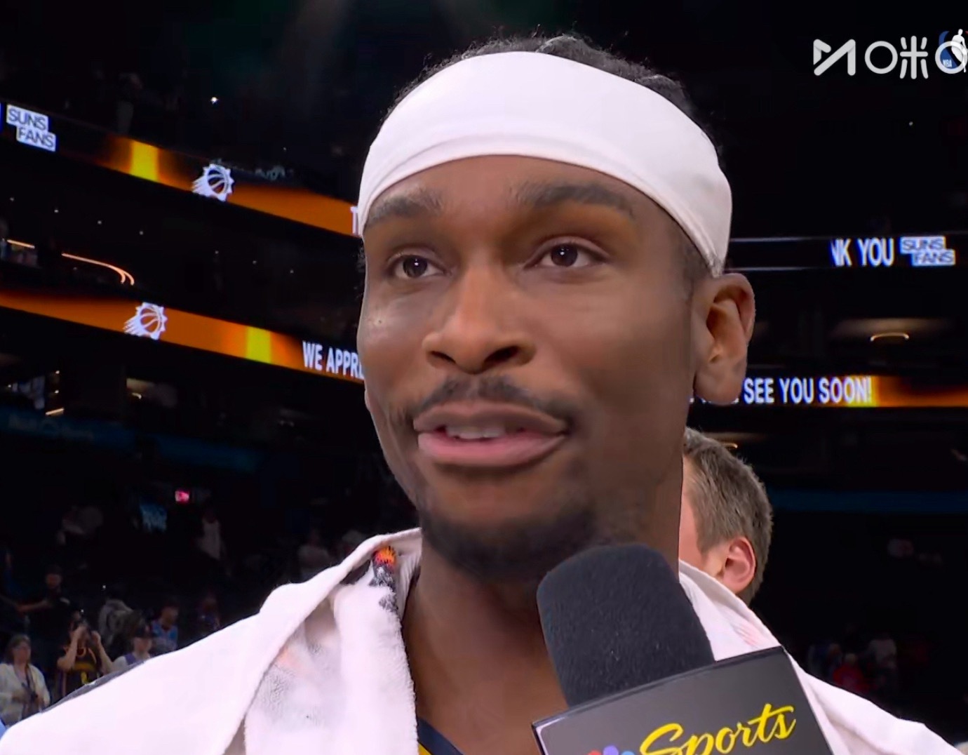 记者：即将等待次轮对手，这段休整期会如何准备？心态怎么调整？亚历山大：我一直在观