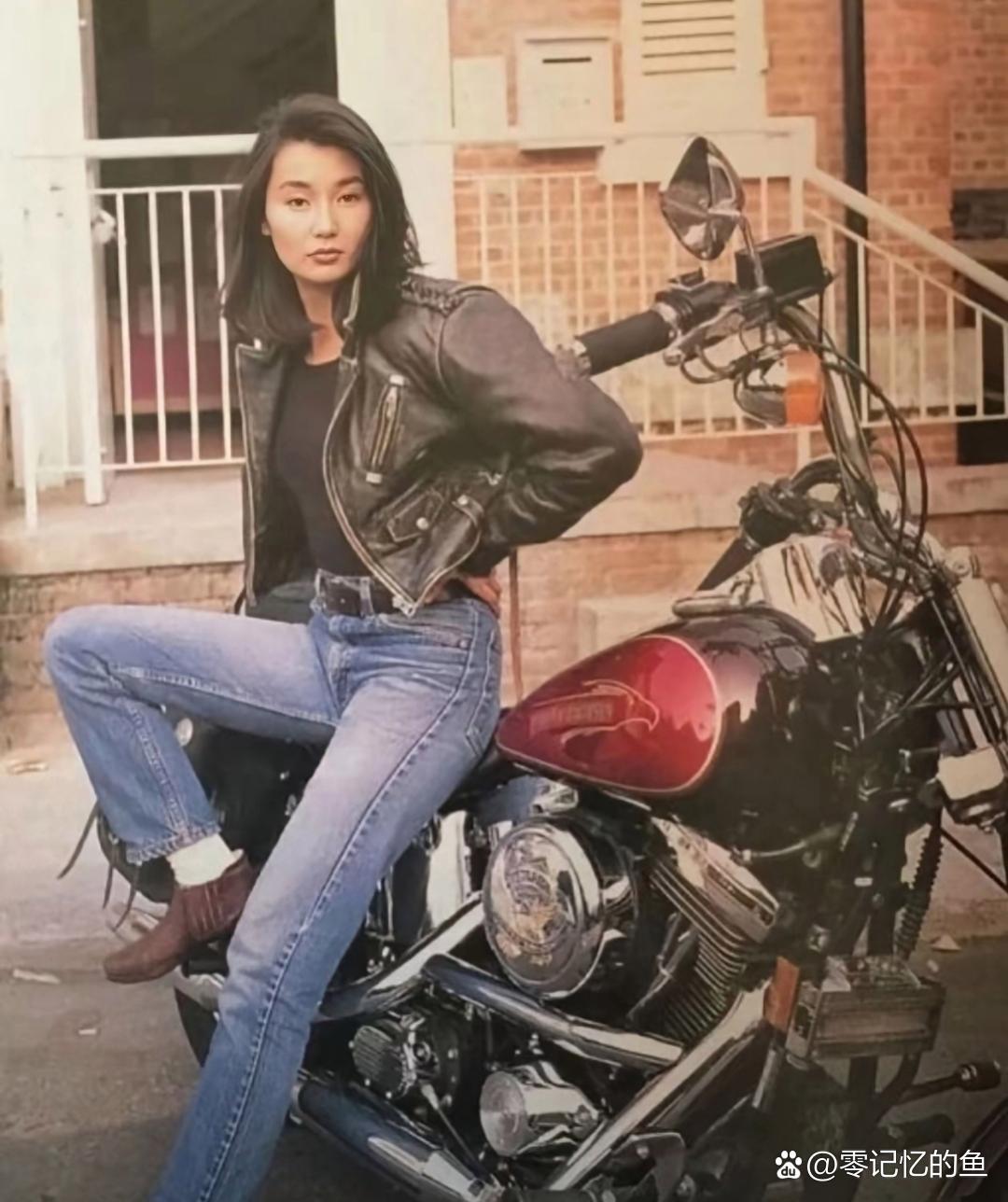 张曼玉年轻的时候。 