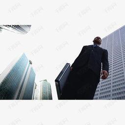 自己不往前走，别人再想拉一把，都找不到使劲的地方——就像走路，自己不动脚，别人架