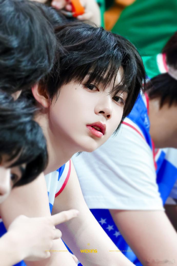 TF家族运动会赛后七天涨粉数据出炉，陈奕恒直接拿下四代微博涨粉断层榜首，七天总涨