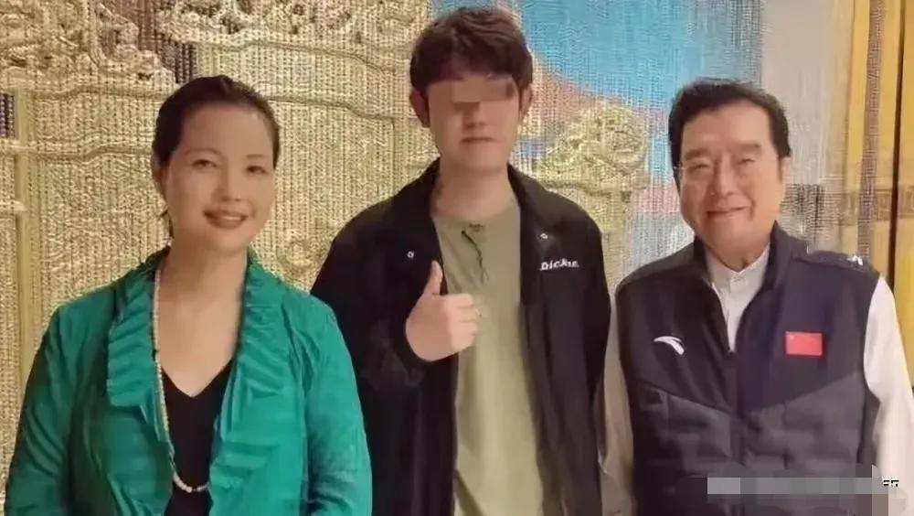 李双江的儿子李天一又惹祸了！在笼子里关了多年，出来却狗改不了吃屎。跑到美丽国输掉