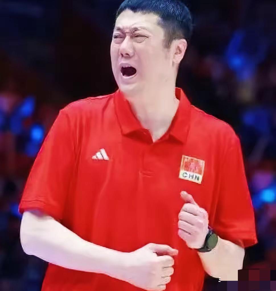 中国女排3：1战胜波兰队，取得世联赛三连胜，对中国女排产生三个积极的影响：

第