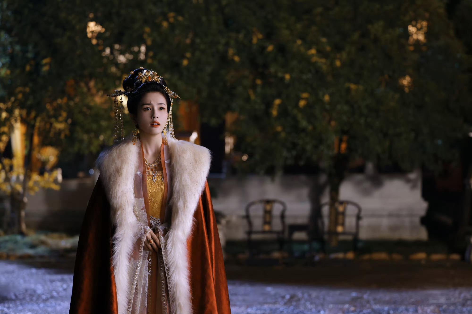 白鹿换Q版姜雪宁郑书意头像，端水大师白梦妍上线啦，今晚一起来看《宁安如梦》和《以