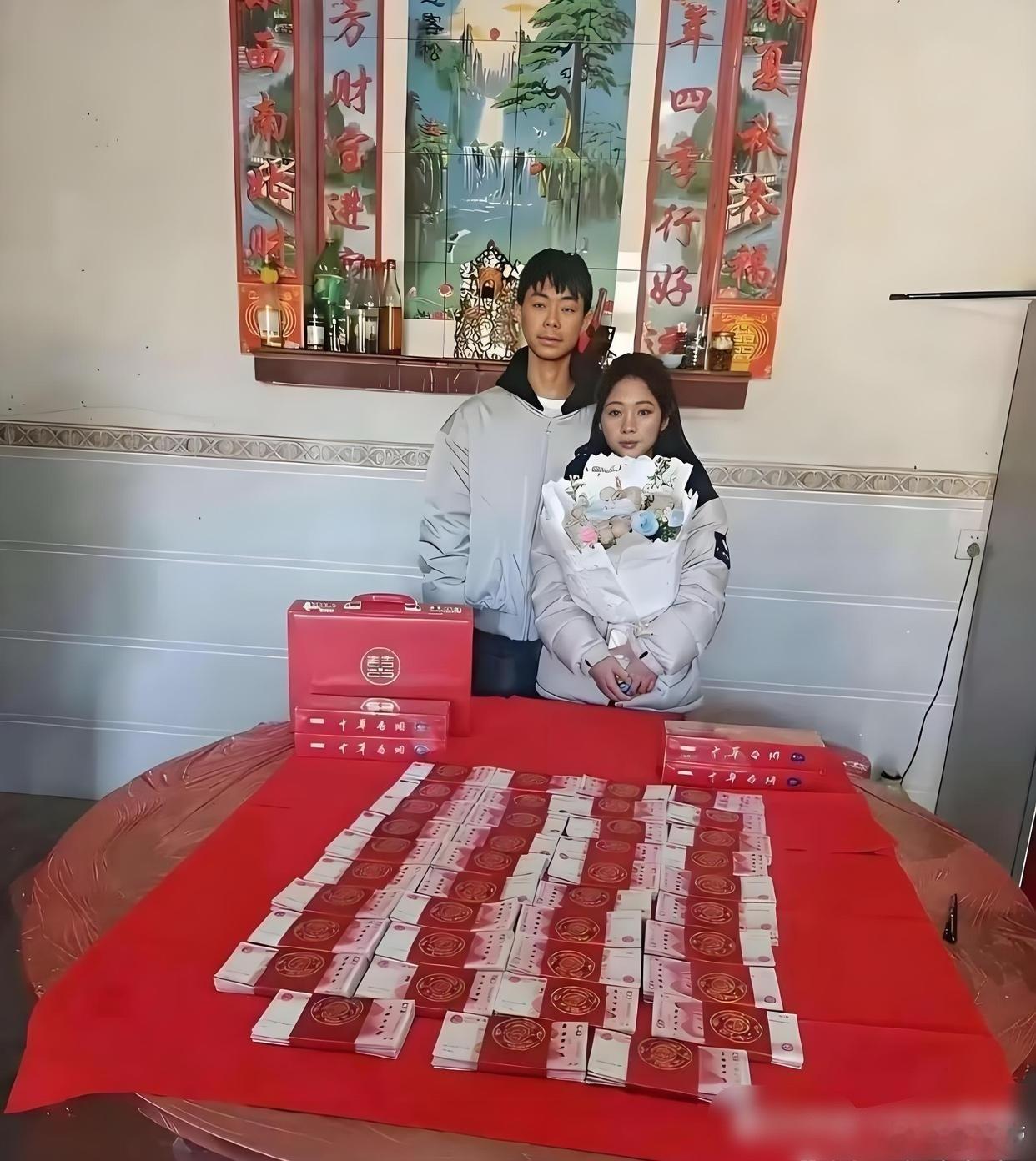 这婚定的，没有一个人是开心的。 