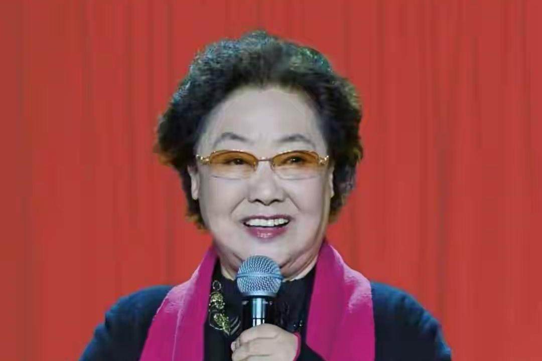 一觉醒来，惊悉“人民艺术家”郭兰英先生逝世，山河曾经留妙音，大师从此归星辰，作为
