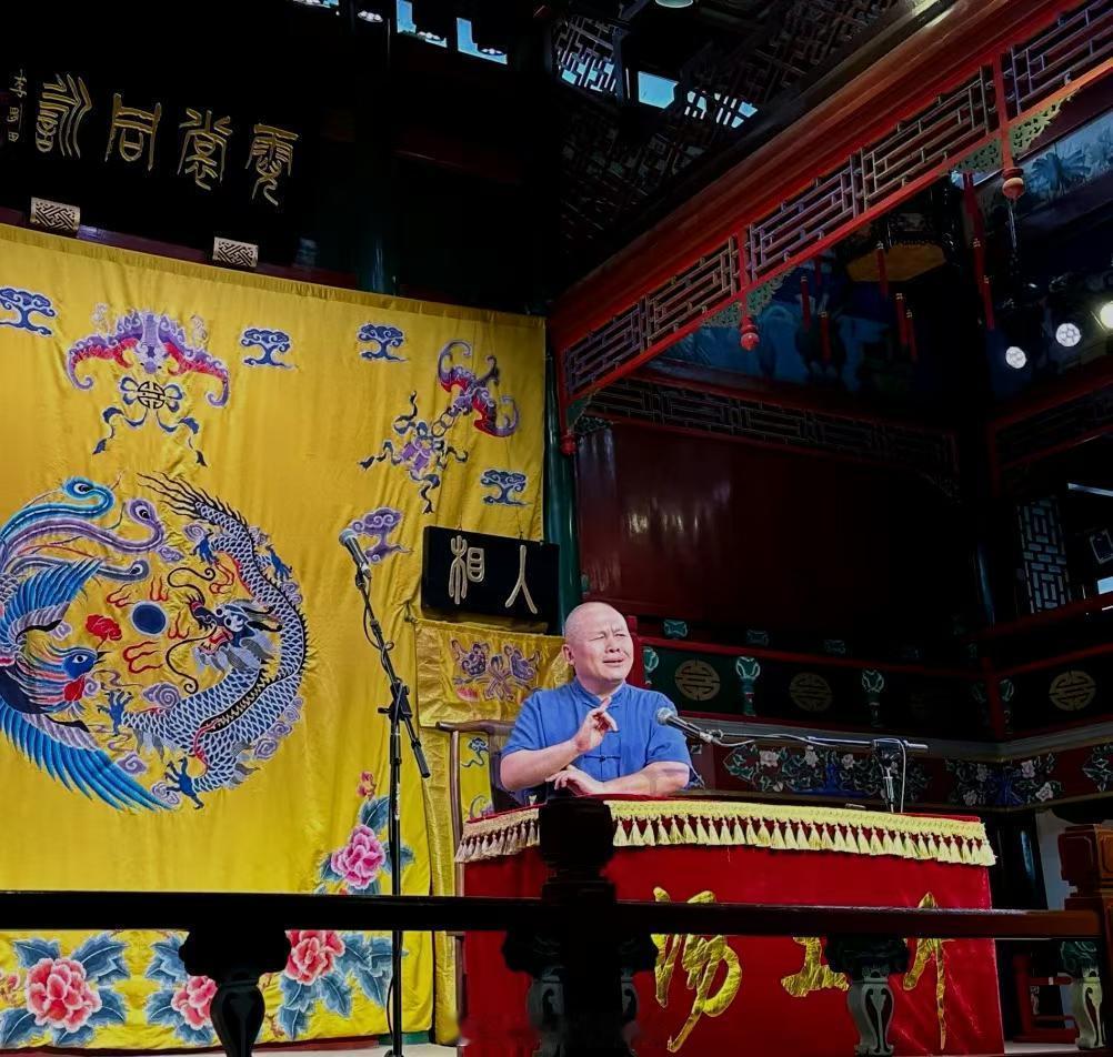 每次录音前，都得自己劝自己半天，“我抽颗烟儿就干……我拉完屎就干，再刷会儿视频…