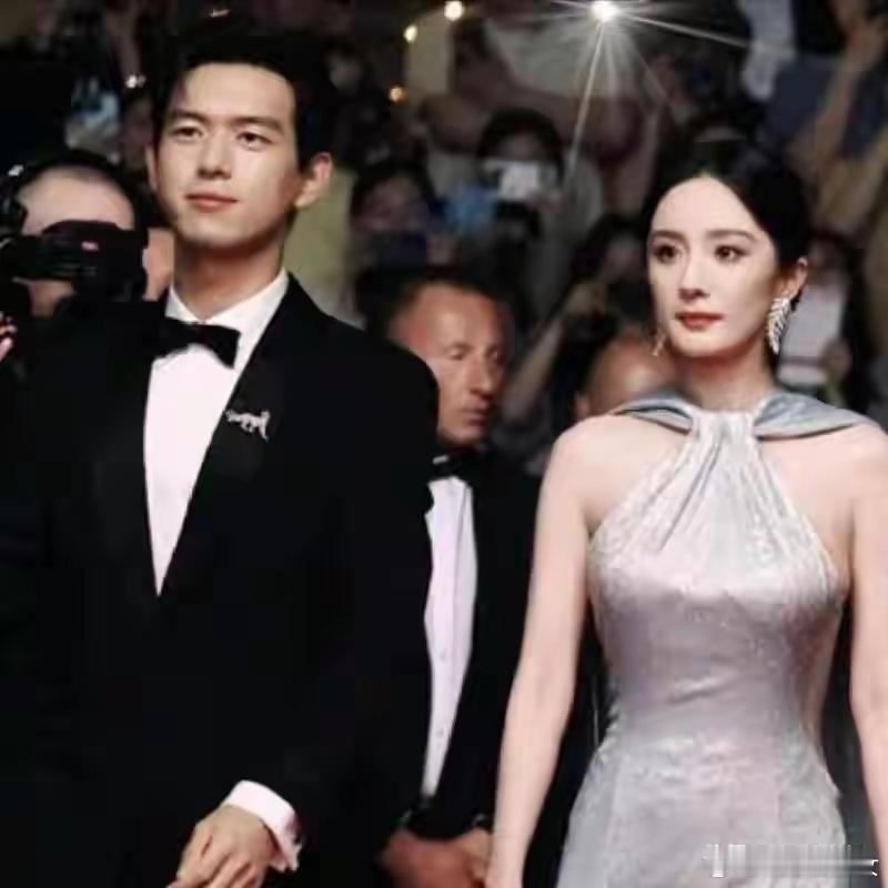 刘丹证实刘恺威分手，否认“再婚失抚养权”传闻，女儿在香港读书 ​​​