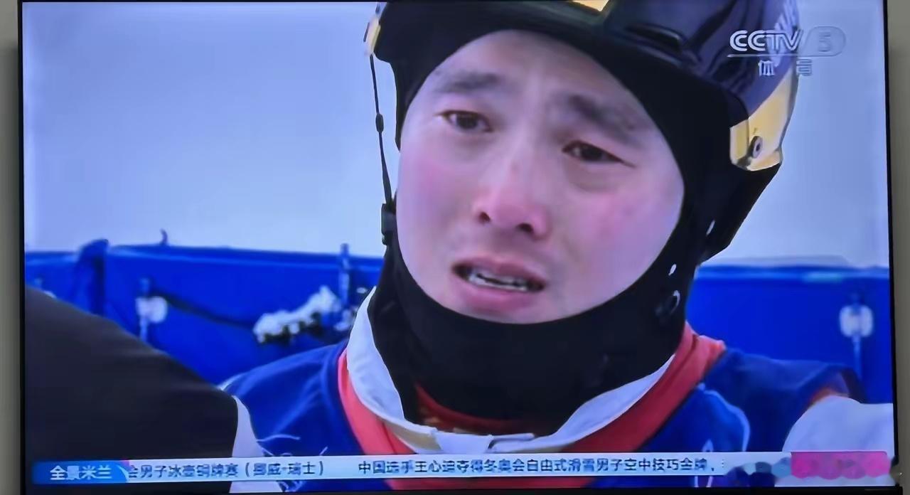 金牌耀眼，但老将的坚守与格局，更让人肃然起敬！赛后那句，他们可以取代我，我也可以