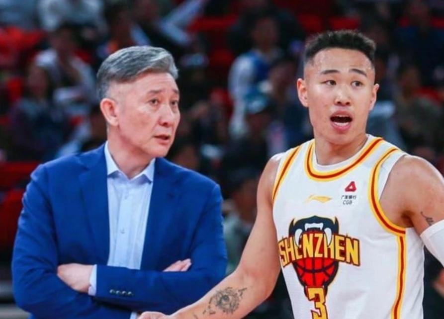 郑永刚调整岗位卸任临场执教，转型总教练深耕青训建设
 
出于个人身体健康方面的考