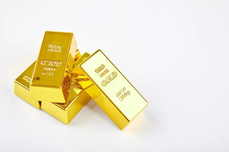 听说最近买黄金的都赚得盆满钵满！

前段时间一直暴涨，跨过1100还能继续涨是没