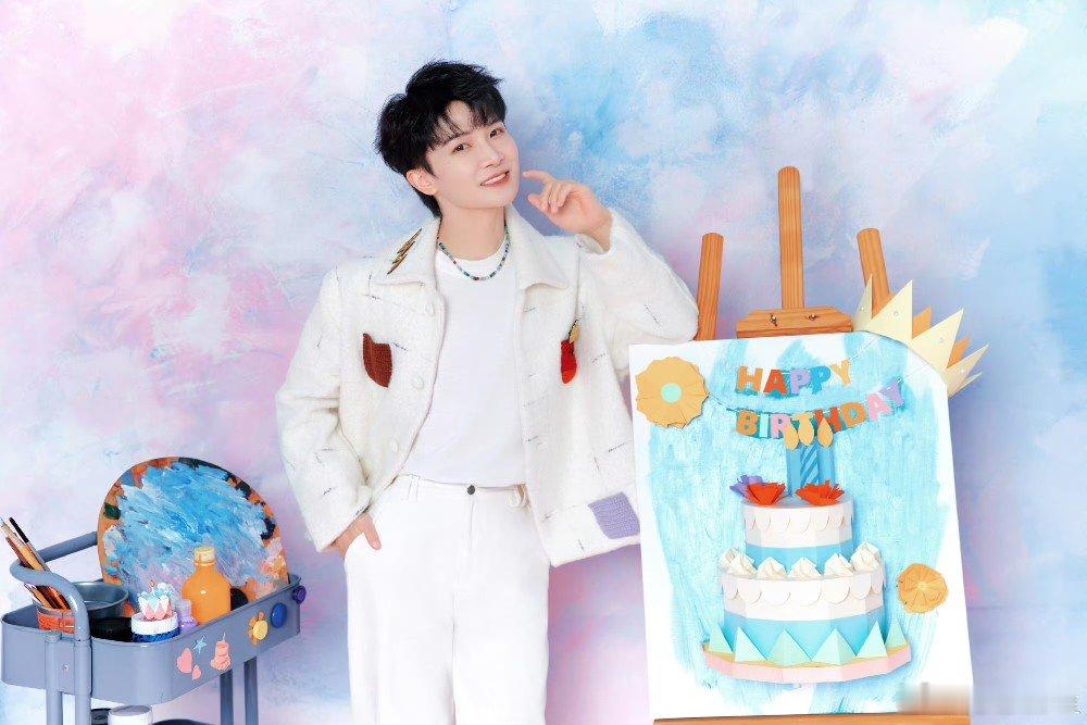 周深献唱刺杀小说家2OST周深献唱刺杀小说家2主题曲 周深生日发文“谢谢我的生米