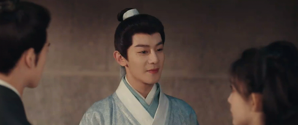 松蘑你一个武将，我不信你躲不开巴掌，当着昭姐面被打是不是在🍵（转头没人的地方一