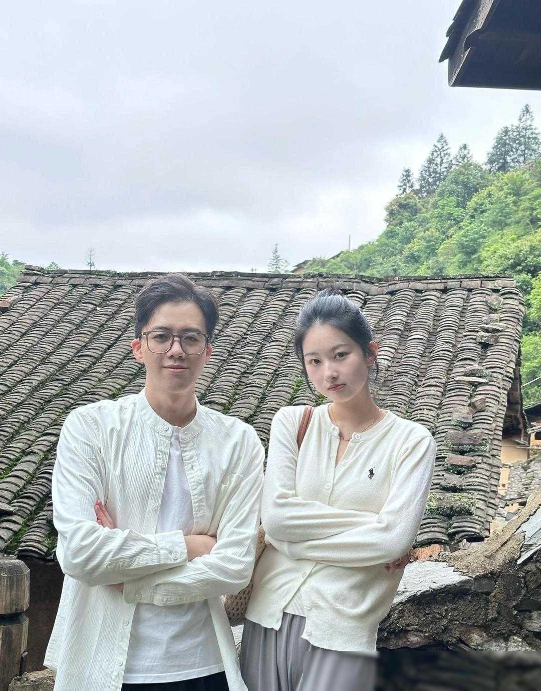 标题：第一次带男朋友回老家的感受
第一次带男朋友回老家，心情无比激动。我想让他了